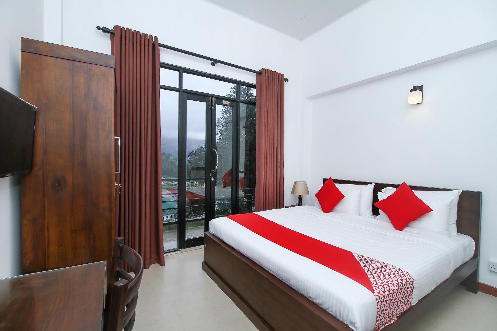 Delphin Hotel نوفارا إيلِيا الغرفة الصورة